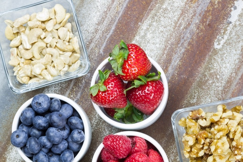 Is Healthy Snacking the Key to Weight Loss?