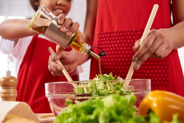 4 Healthiest Cooking Oils to Recommend to Your Clients
