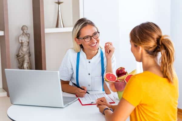 What are the Responsibilities of a Nutritionist?