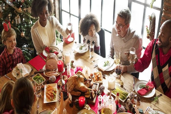 5 Tips for managing family and food-related holiday stress 